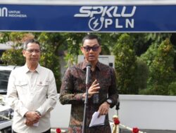 Kepala Sekretariat Presiden Resmikan SPKLU PLN Pertama di Lingkungan Istana Kepresidenan