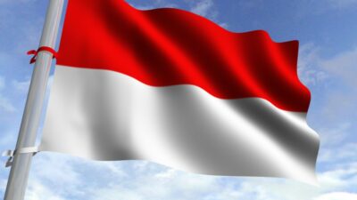 Imbauan Mensesneg: Patuhi Aturan dan Larangan Pemasangan Bendera Merah Putih di Bulan Agustus