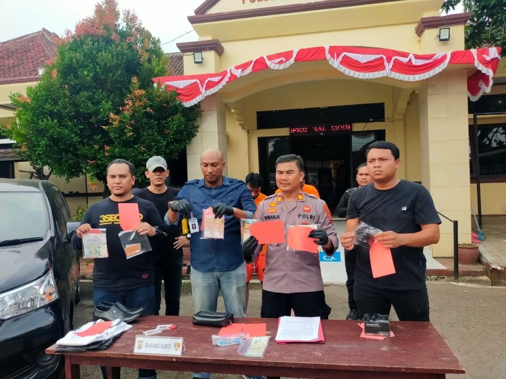 Dua Pelaku Penipuan Hipnotis Ditangkap Polisi di Rangkasbitung