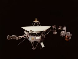 Voyager 2 Terputus dari Bumi karena Kesalahan Perintah, NASA Berusaha Menghubungi Kembali