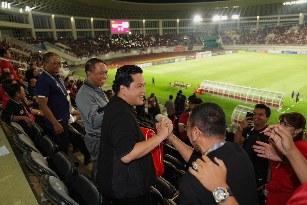 Ketua Umum PSSI Erick Thohir, merayakan kemenangan Timnas Indonesia U-23. (Foto PSSI)