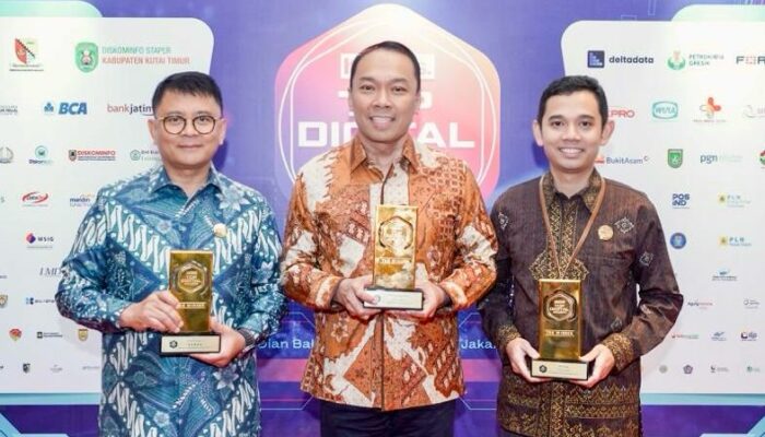 Jasa Raharja Terima Tiga Penghargaan di Ajang TOP Digital Awards 2023