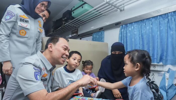 Gelar Flag Off Mudik Bersama BUMN Tahap Pertama, Jasa Raharja  Berangkatkan Ribuan Pemudik Moda Kereta Api ke Sejumlah Daerah