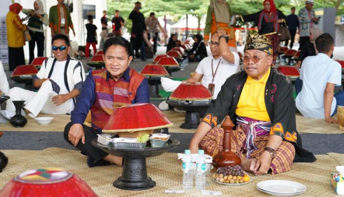 Ite Begawe Fest 2024: Parade Dulang dan Semangat Bangga Buatan Indonesia