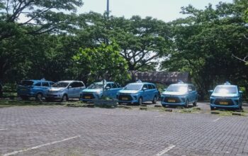 Bluebird (Lombok Taksi) hadir di Bandara Lombok. (Foto Ist)