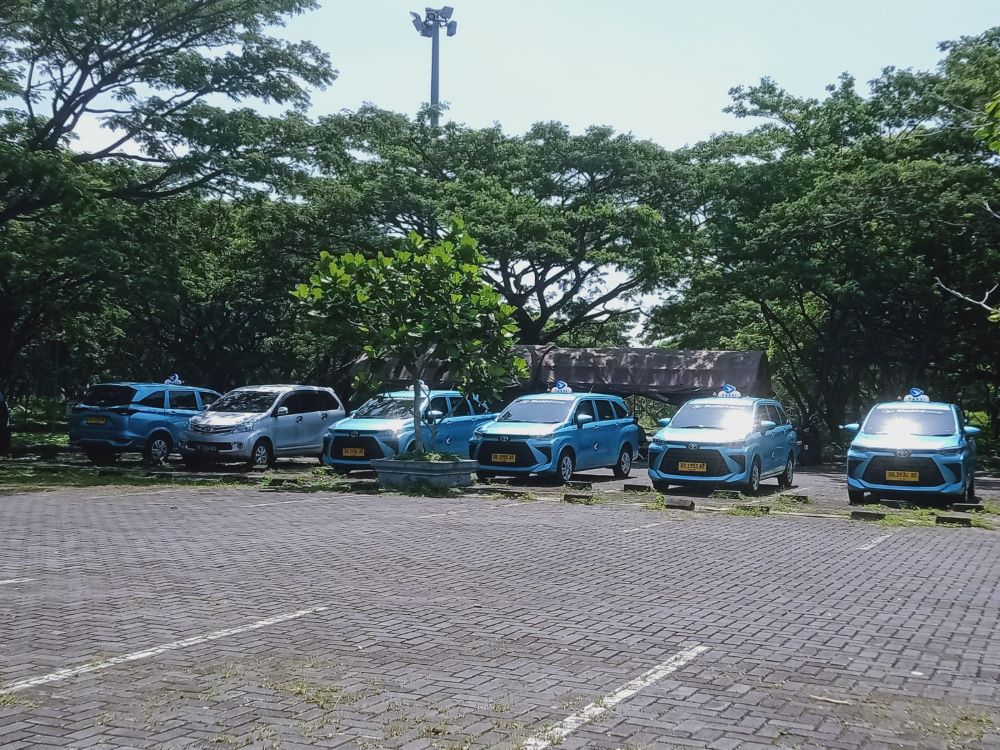 Bluebird (Lombok Taksi) hadir di Bandara Lombok. (Foto Ist)