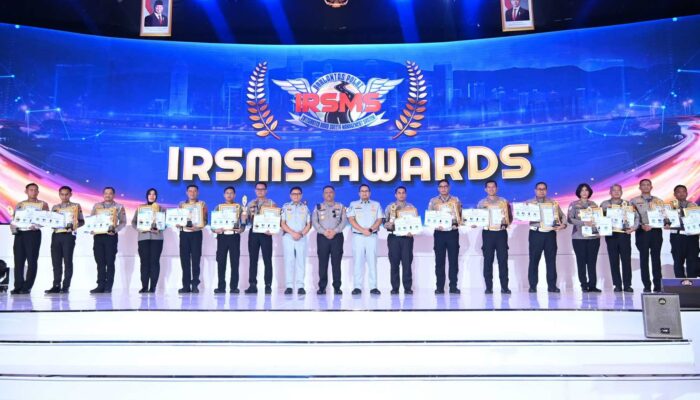 Jasa Raharja dan Korlantas Polri Serahkan IRSMS Award kepada Polda dan Polres yang Sigap Melaporkan Kecelakaan