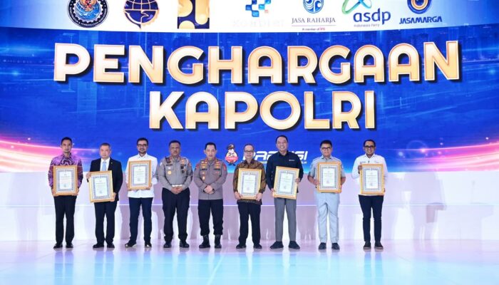 Jasa Raharja Terima Penghargaan dari Kapolri pada Acara Rakernis Fungsi Lalu Lintas 2025