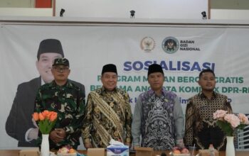 Tim Program MBG Edukasi Warga Batulayar tentang Pentingnya Penguatan Gizi