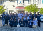 BBPOM Mataram bersama para mahasiswa Universitas Mataram yang mengikuti program SAPA Kampus Batch 7. (Sumber BBPOM Mataram)
