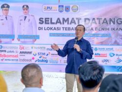 Gubernur NTB Tebar Satu Juta Benih Ikan di Bendungan Meninting