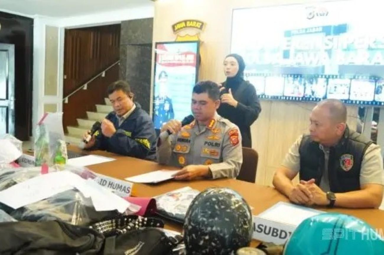Molotov dan Obat Keras Disita dalam Kericuhan May Day Bandung.