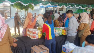 Pasar Murah Lombok Barat Hadir Sediakan Sembako Murah Dikawal Ketat Polisi