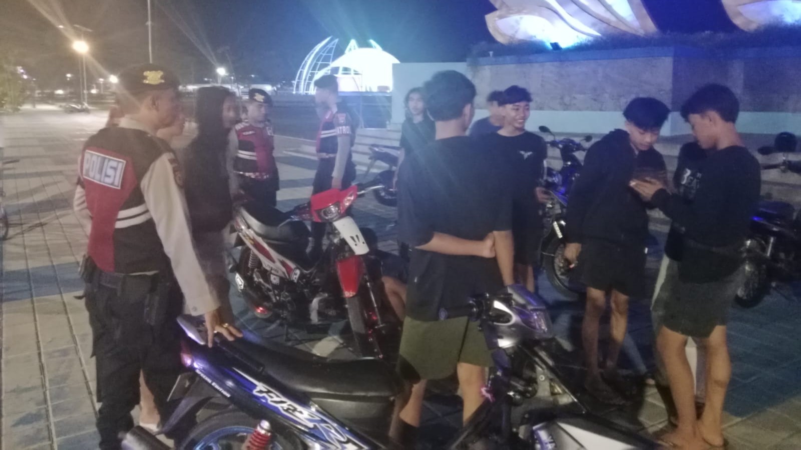 Patroli Dialogis Polres Lombok Barat Jaga Stabilitas Kamtibmas
