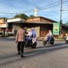 Polsek Pemenang Laksanakan Rawan Pagi di Simpang Empat Pemenang, Arus Lalu Lintas Aman dan Lancar