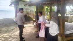 Patroli Dialogis Polsek Pemenang di Kawasan Wisata Pantai Kecinan Jaga Situasi Kamtibmas Tetap Kondusif
