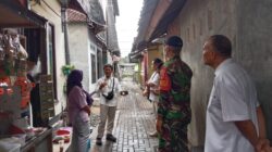 Babinsa Dasan Cermen Edukasi Warga Kelola Sampah Produktif