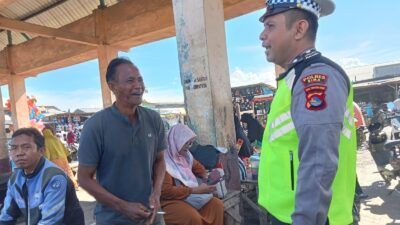 Tekan Angka Kecelakaan, Sat-lantas Polres Bima Kabupaten Sambangi Terminal dan Komunitas Ojek Sosialisasikan Tertib Berlalulintas