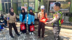 Polisi Sahabat Pelajar: Satlantas Polres Lombok Utara Edukasi Safety Riding di SMPN 1 Bayan