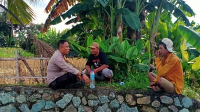 Polisi Edukasi Petani Karang Bongkot Optimalkan Produktivitas Lahan Tidur