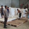 Polsek Gerung Kawal Penyaluran Belasan Ton Jagung ke BULOG