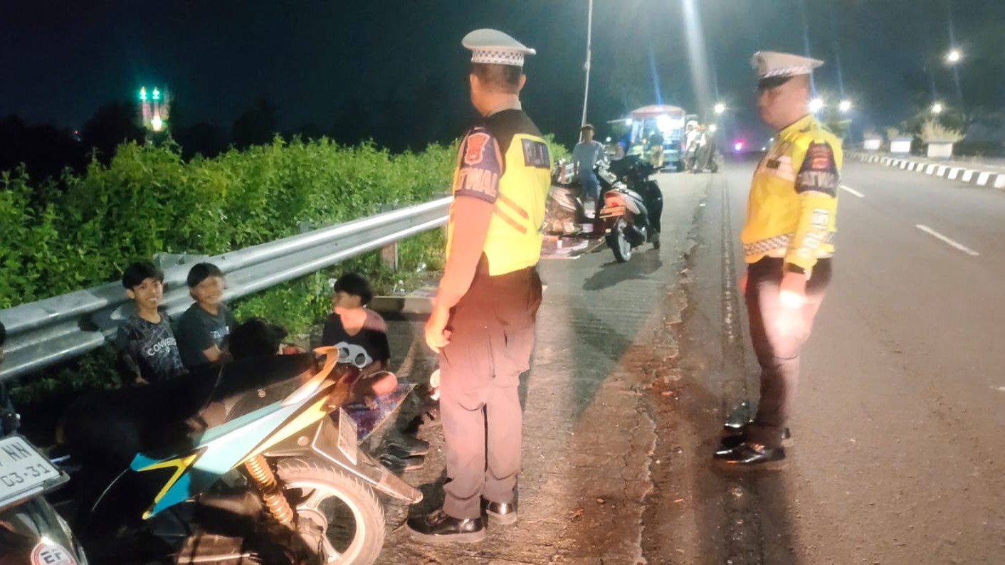 Antisipasi Kriminalitas 3C, Satlantas Polres Lobar Patroli Jalur Rawan
