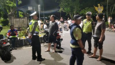 Bundaran Penas Ramai, Polres Lombok Barat Antisipasi Kemacetan