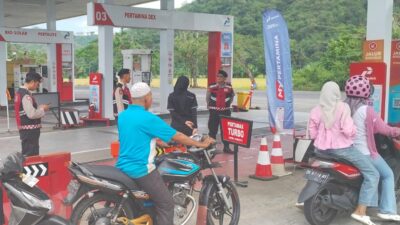 Antisipasi Kelangkaan BBM, Polres Lombok Barat Gelar Patroli di SPBU