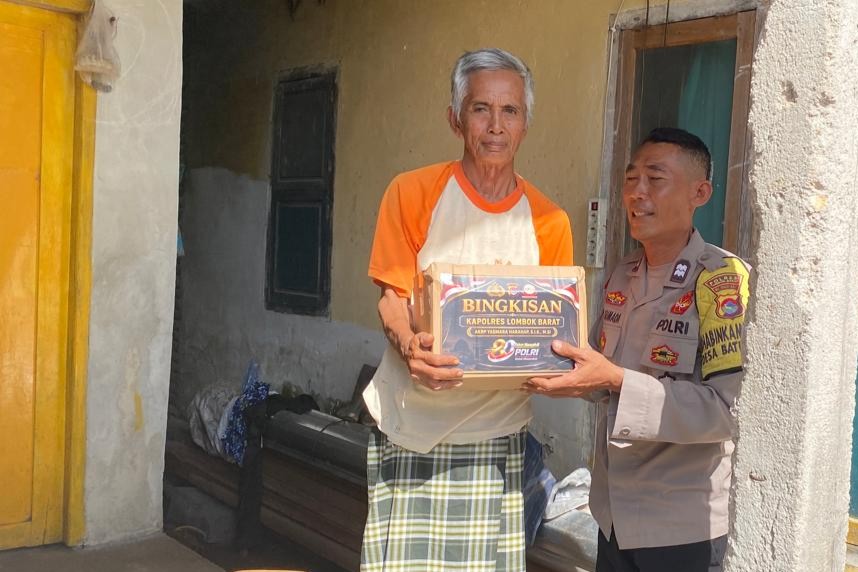 Polres Lombok Barat Sasar Warga Pra Sejahtera Sekotong Jelang Hari Bhayangkara