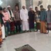 Polisi Religi, Bhabinkamtibmas Polsek Woha Polres Bima Kabupaten Kembali di Percaya Jadi Khotib dan Imam Sholat Jum, at di Masjid Desa Renda