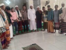 Polisi Religi, Bhabinkamtibmas Polsek Woha Polres Bima Kabupaten Kembali di Percaya Jadi Khotib dan Imam Sholat Jum, at di Masjid Desa Renda