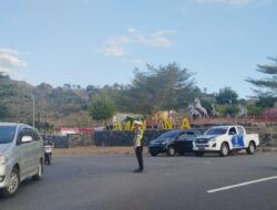 Rawan Sore, Satlantas Polres Bima Kabupaten Laksanakan Penjagaan dan Pengaturan Arus Lalulintas di Jam Sibuk