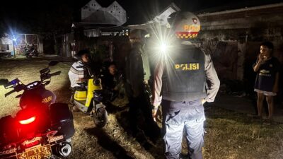 Berikan Rasa Aman, Polres Lombok Barat Gelar Patroli Malam Dialogis di Wilayah Lembar
