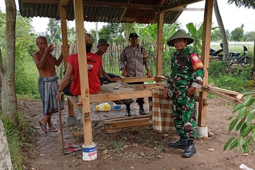 Langkah Polsek Labuapi Wujudkan Ketahanan Pangan Lombok Barat Lewat Pendampingan Desa