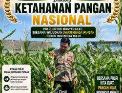Polri Dukung Astacita, Polsek Grabagan Polresta Tuban Turun Cek Tanaman jagung milik Warga di Desa Grabagan