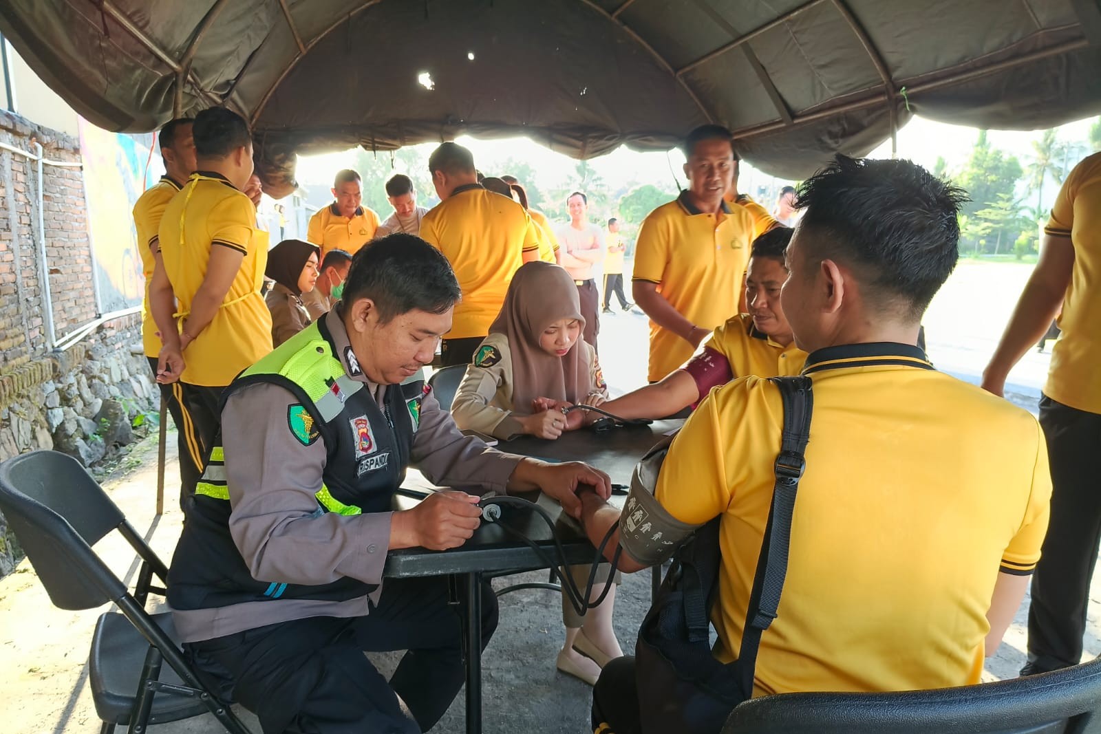 Polres Lombok Barat Pastikan Kesiapan Fisik Personel Melalui Skrining Medis Jelang Tes Kesamaptaan