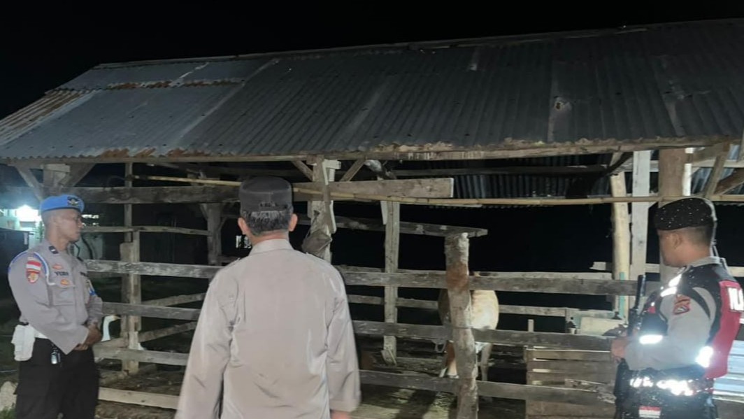 Tekan Potensi Kriminalitas Dini Hari, Polsek Sekotong Sambangi Pemukiman Warga Dusun Bertong