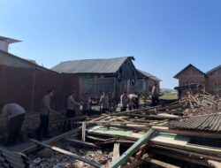 Kapolda NTB Kirim 8 Truk Bantuan dan Tim Trauma Healing untuk Korban Gempa NTT