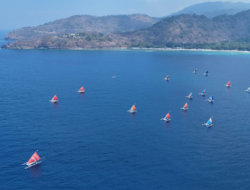 Parade Perahu Layar Meriahkan Penutupan Festival Pesisir