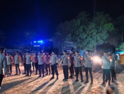 SATBRIMOB POLDA NTB TUNAIKAN MISI KEMANUSIAAN PASCAGEMPA DI ENDE DAN SIKKA NTT