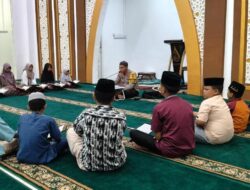 Bina Mental Spiritual Anak-anak, Bhabinkamtibmas Polsek Woha Ikhlas Jadi Guru Ngaji Gratis