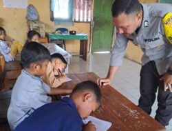 Pengabdian Tanpa Batas, Bhabinkamtibmas Polsek Tambora Jadi Guru Agama Hindu di SDN 02 Labuhan Kananga