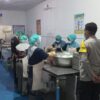 Monitoring MBG, Bhabinkamtibmas Polsek Bolo Sambangi SPPG Tambe Bolo I