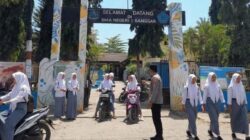 Antisipasi adanya aksi ugal-ugalan dan gangguan Kamtibmas lainya, Polsek Sanggar hadir melalui patroli rawan siang