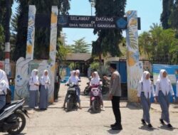 Antisipasi adanya aksi ugal-ugalan dan gangguan Kamtibmas lainya, Polsek Sanggar hadir melalui patroli rawan siang