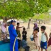 KAPAL POLISI XXI-2007 DITPOLAIRUD POLDA NTB SALURKAN 1,7 TON AIR BERSIH UNTUK MASYARAKAT PESISIR SEKOTONG
